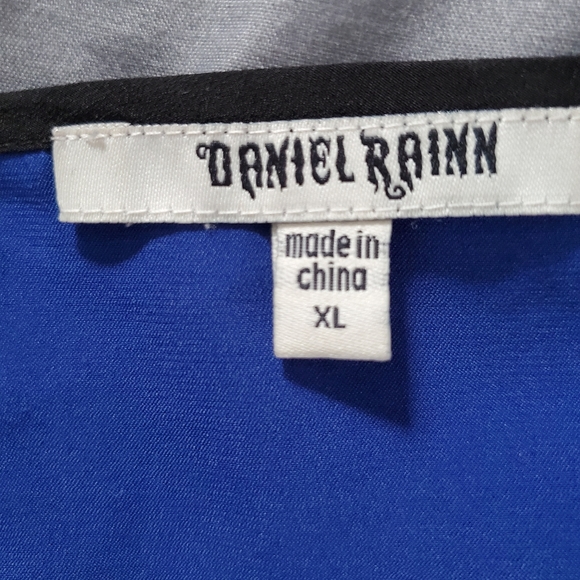*LIKE NEW* Ladies Daniel Rainn Blouse - Picture 4 of 4